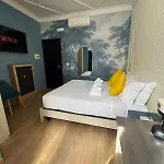 Domus Avi - Re Di Maison d'hôtes 4*
