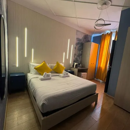 Domus Avi - Re Di 4* Rome